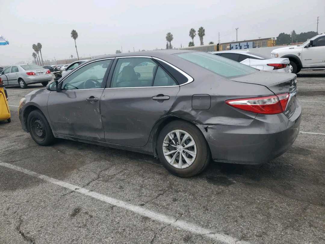 Car Image 2017 TOYOTA CAMRY