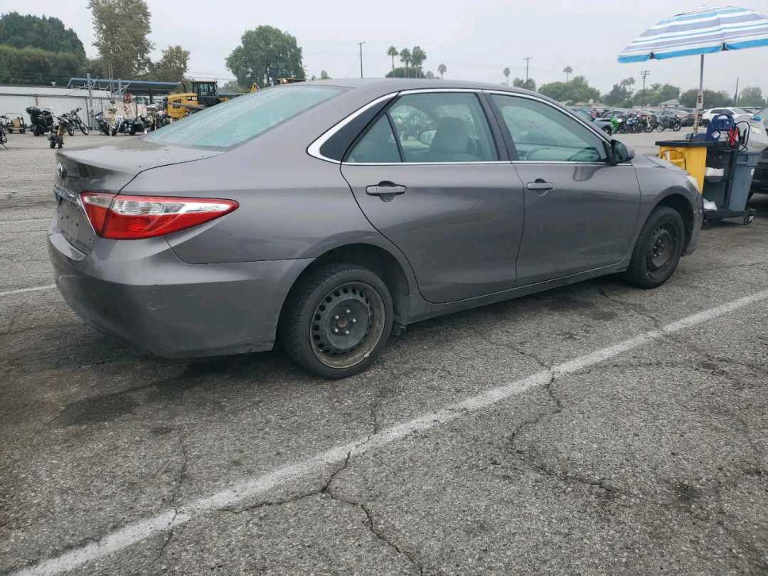 Car Image 2017 TOYOTA CAMRY