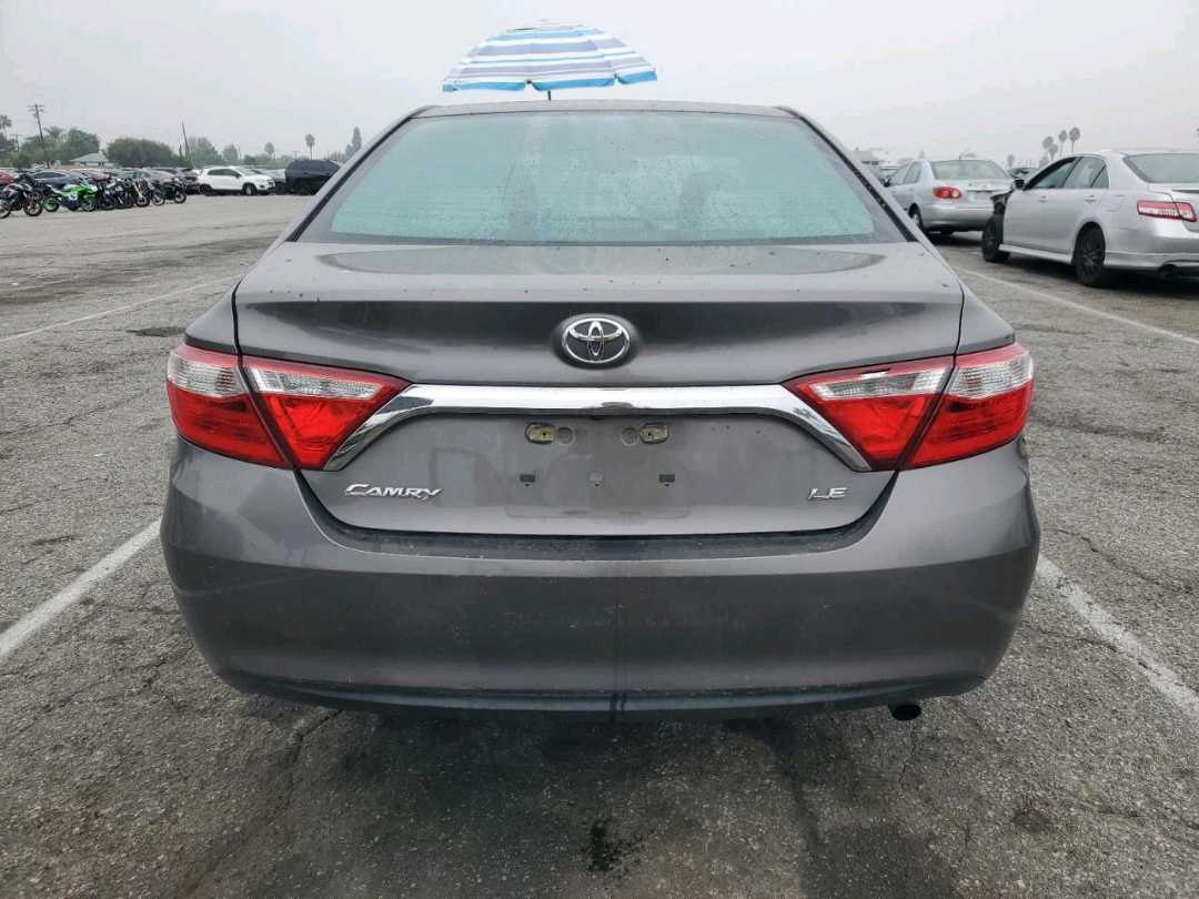 Car Image 2017 TOYOTA CAMRY
