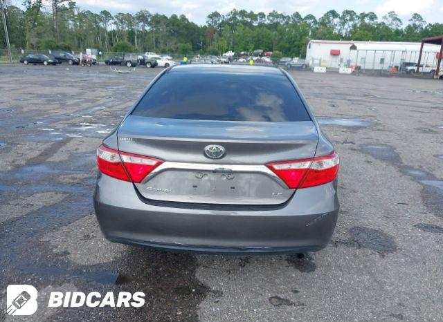 Car Image 2017 TOYOTA CAMRY
