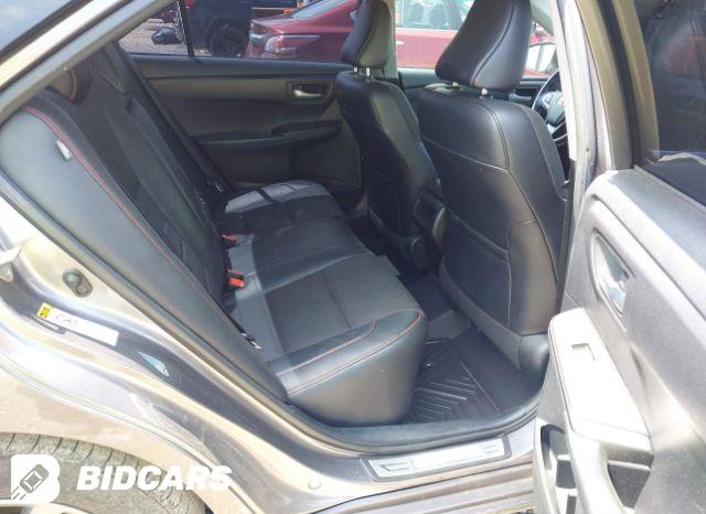 Car Image 2017 TOYOTA CAMRY