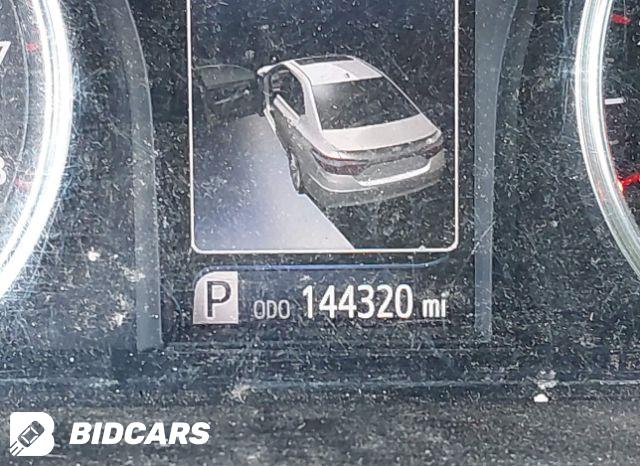 Car Image 2017 TOYOTA CAMRY