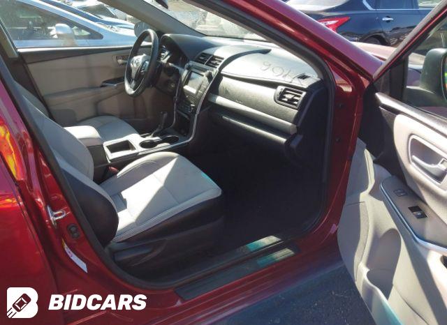 Car Image 2017 TOYOTA CAMRY