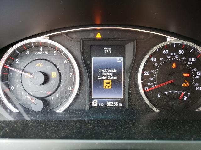 Car Image 2017 TOYOTA CAMRY