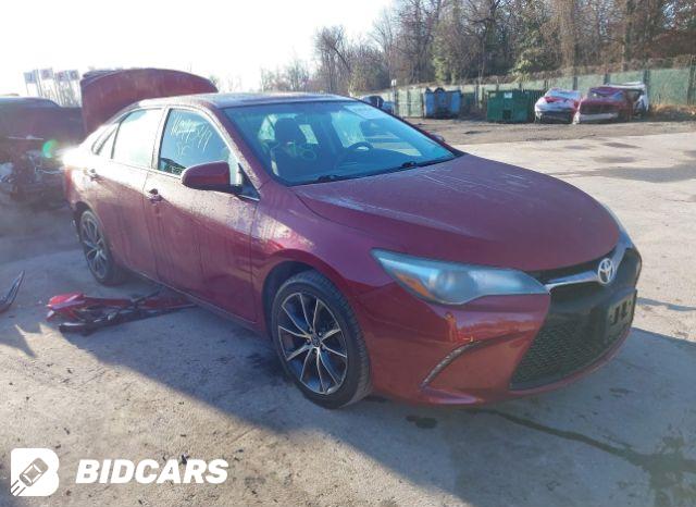 Car Image 2017 TOYOTA CAMRY