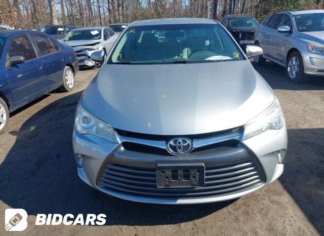 Car Image 2017 TOYOTA CAMRY