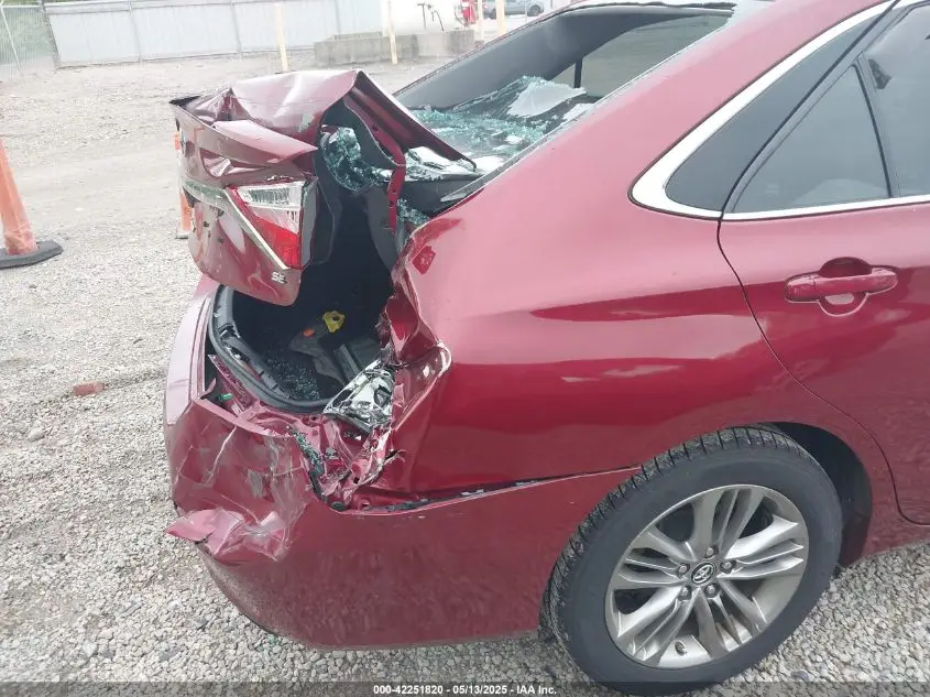 Car Image 2017 TOYOTA CAMRY