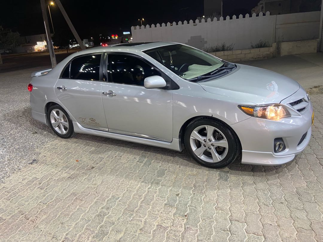 Car Image 2011 TOYOTA COROLLA S