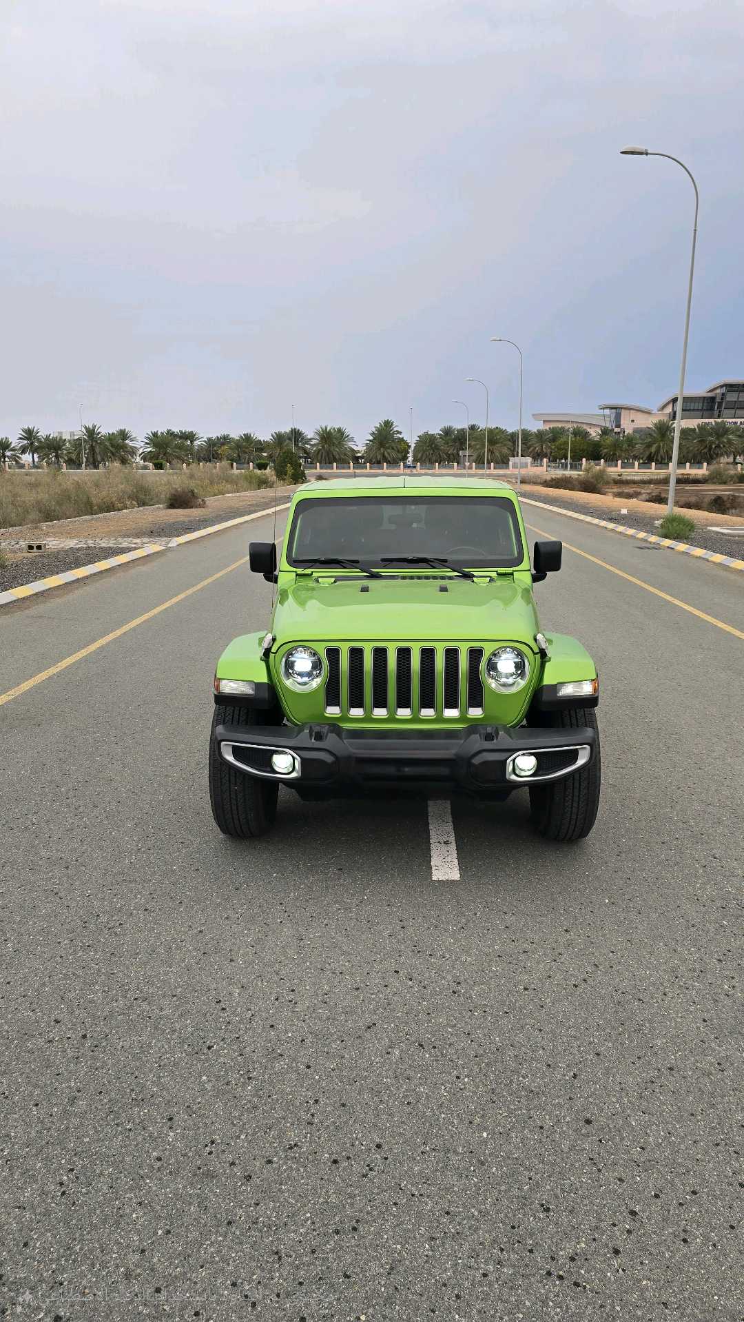 Car Image 2019 JEEP WRANGLER Sport