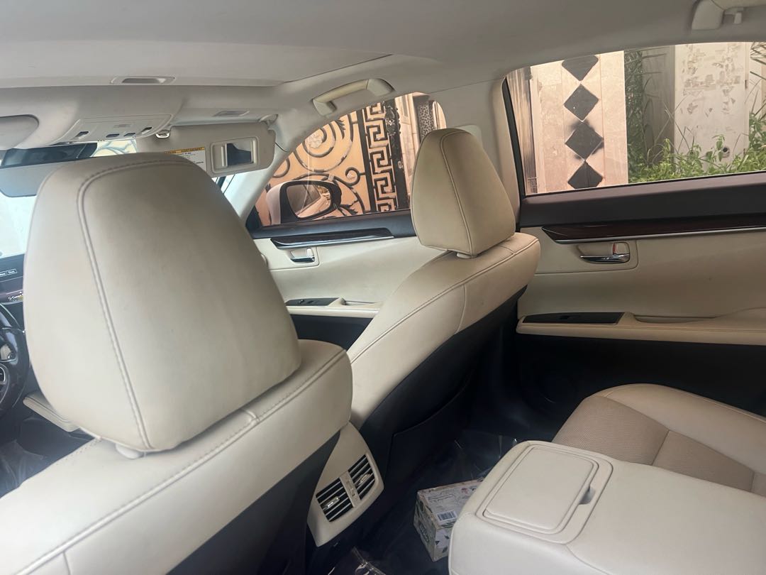 Car Image 2016 LEXUS ES 350