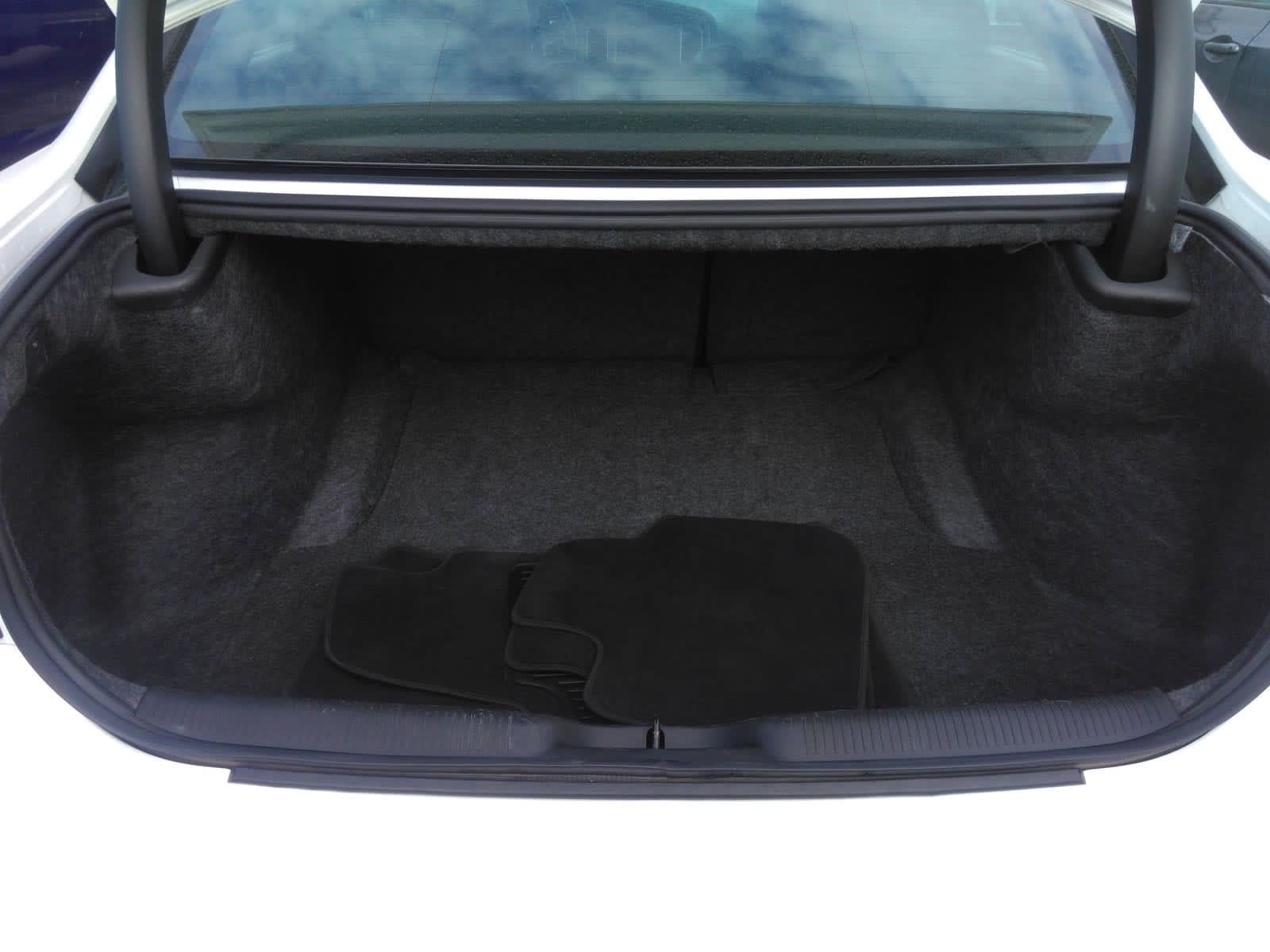 Car Image 2020 DODGE CHARGER GT