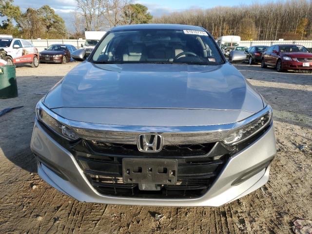 Car Image 2018 HONDA ACCORD EX