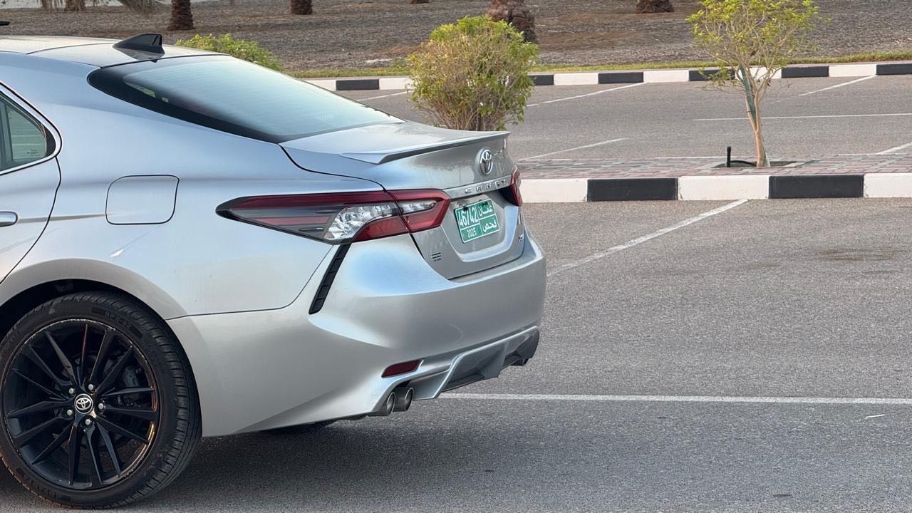 Car Image 2021 TOYOTA CAMRY XSE