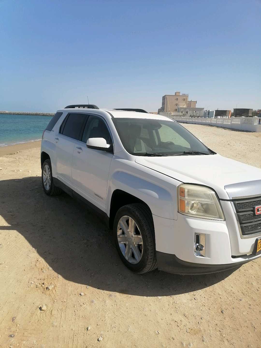 Car Image 2012 GMC TERRAIN 