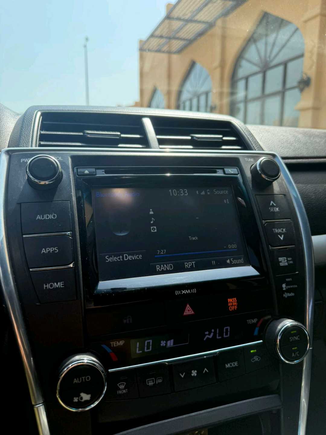 Car Image 2016 TOYOTA CAMRY XSE