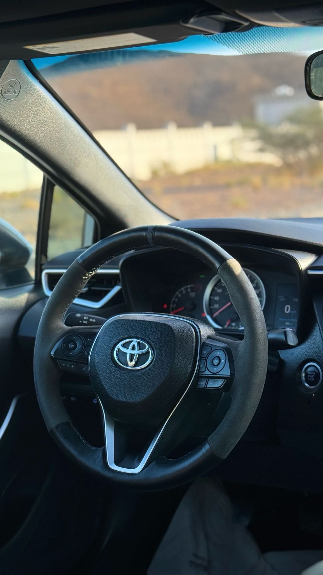 Car Image 2020 TOYOTA COROLLA SE