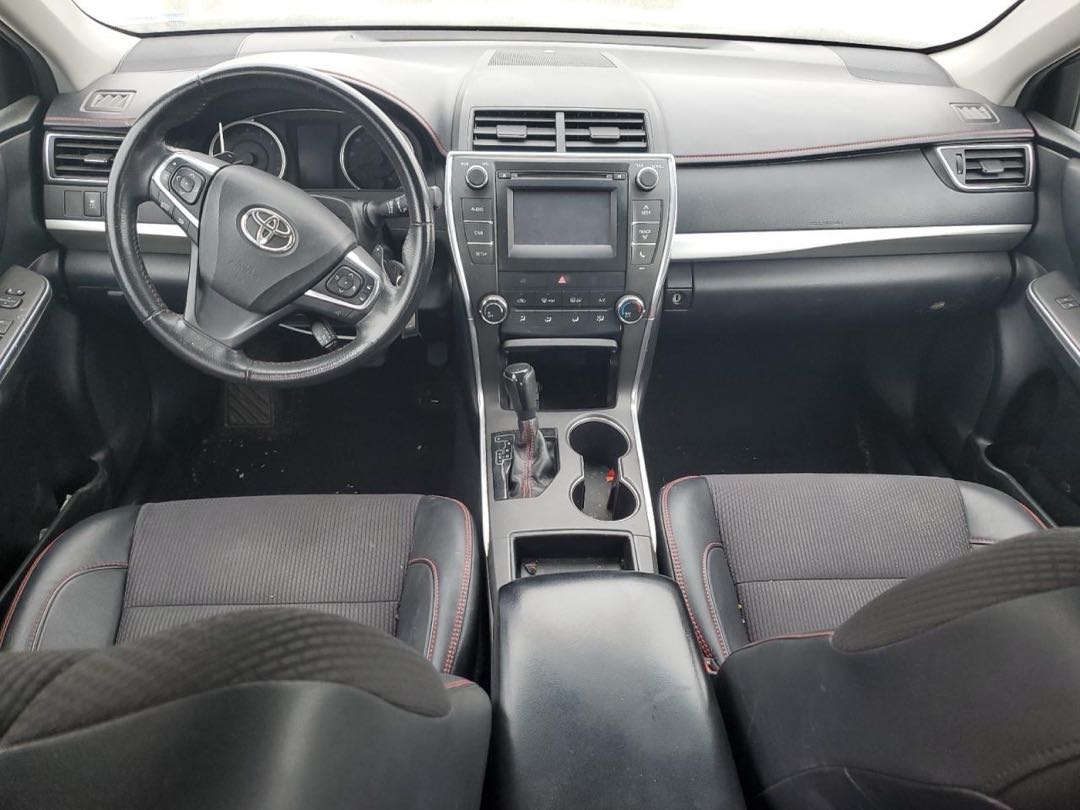 Car Image 2017 TOYOTA CAMRY