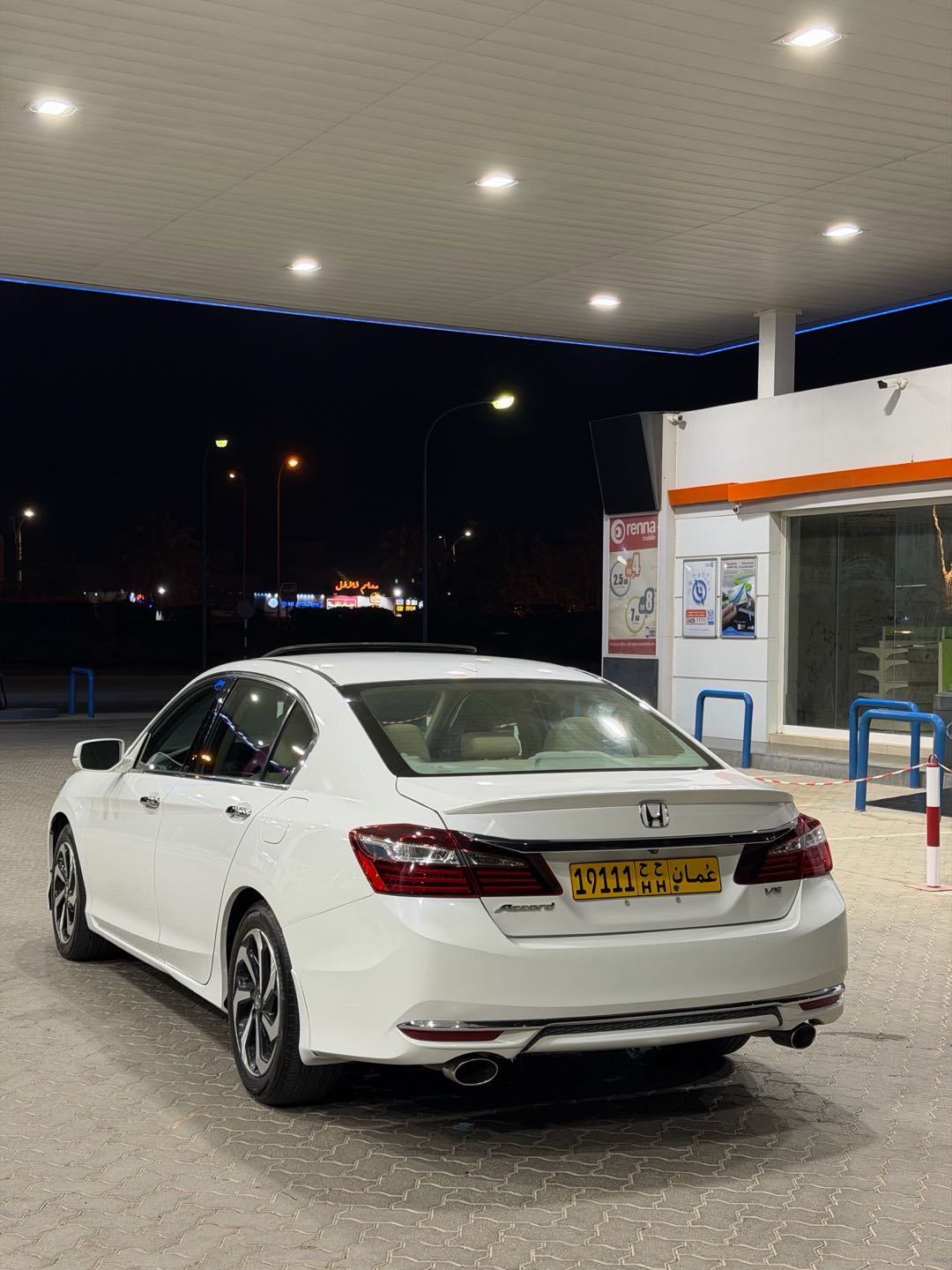 Car Image 2017 HONDA ACCORD EXL