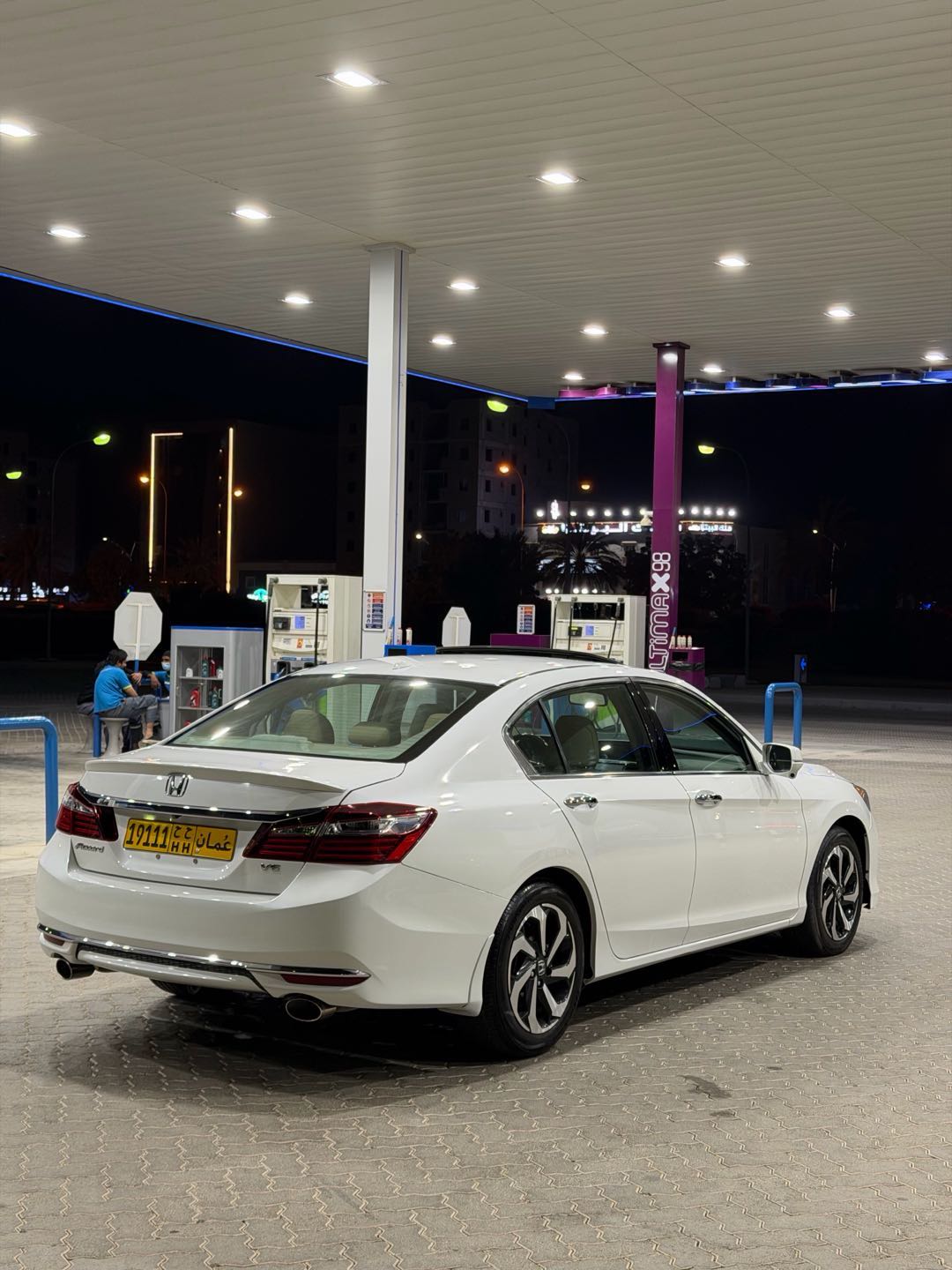 Car Image 2017 HONDA ACCORD EXL