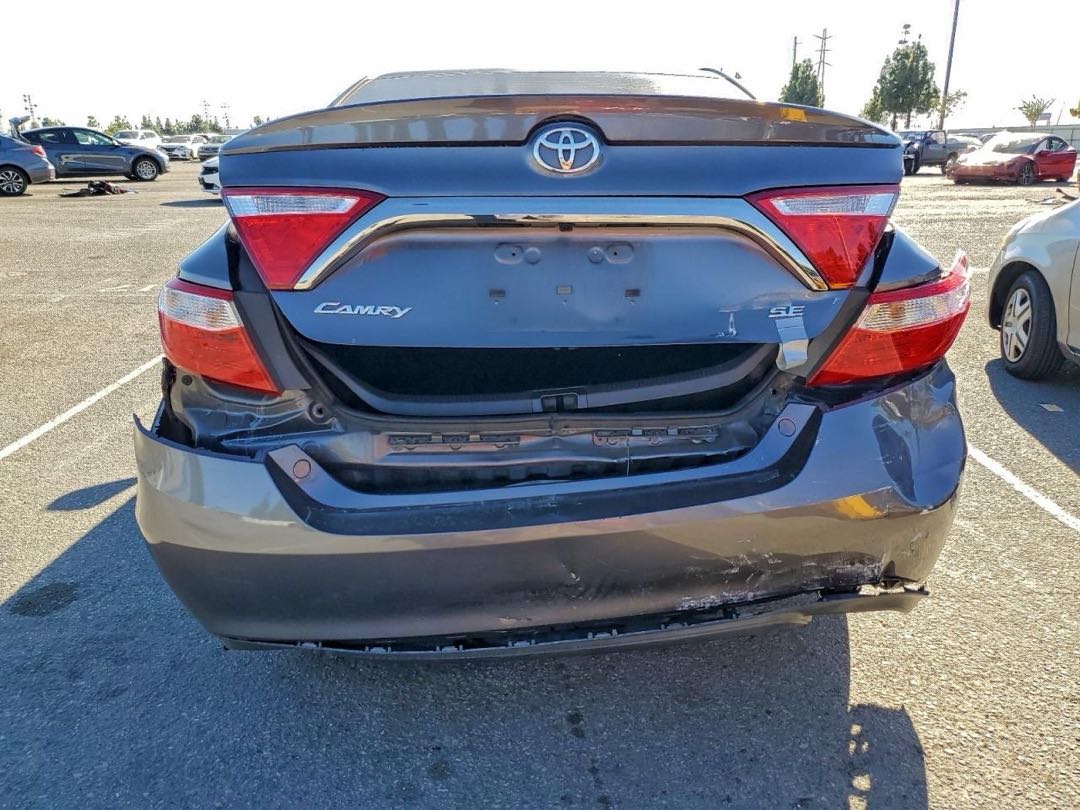 Car Image 2017 TOYOTA CAMRY