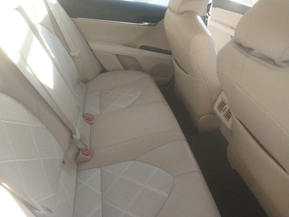 Car Image 2018 TOYOTA CAMRY