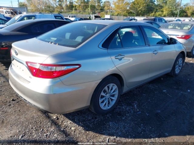 Car Image 2017 TOYOTA CAMRY