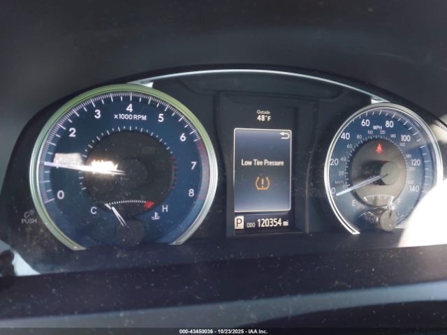 Car Image 2017 TOYOTA CAMRY