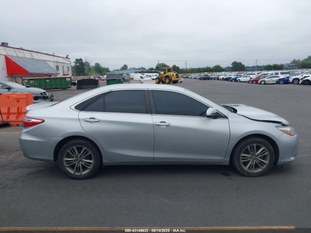 Car Image 2017 TOYOTA CAMRY