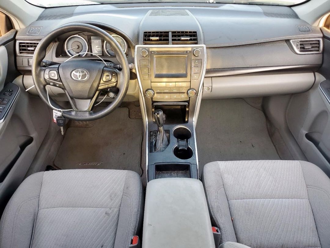 Car Image 2017 TOYOTA CAMRY