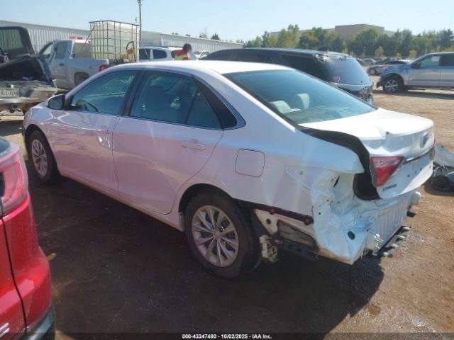 Car Image 2017 TOYOTA CAMRY