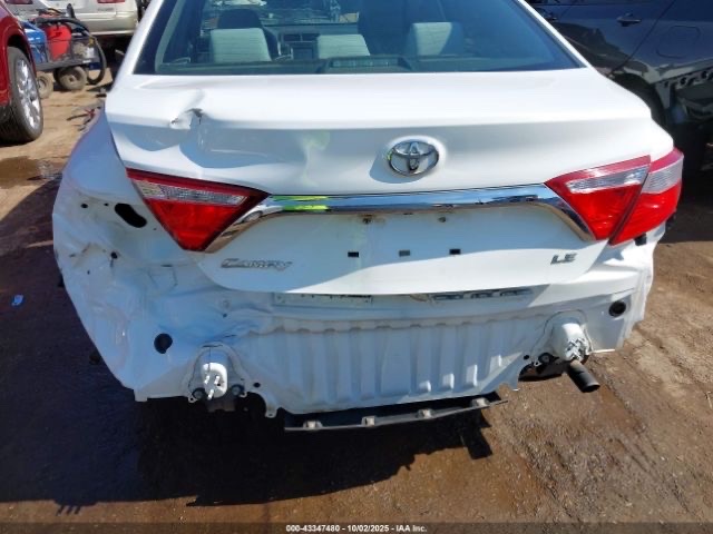 Car Image 2017 TOYOTA CAMRY