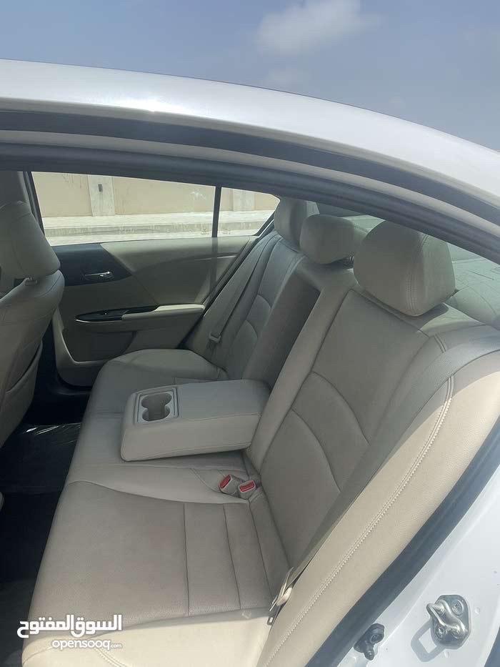 Car Image 2017 HONDA ACCORD EXL