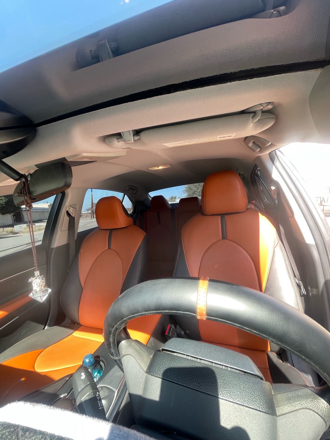Car Image 2018 TOYOTA CAMRY LE