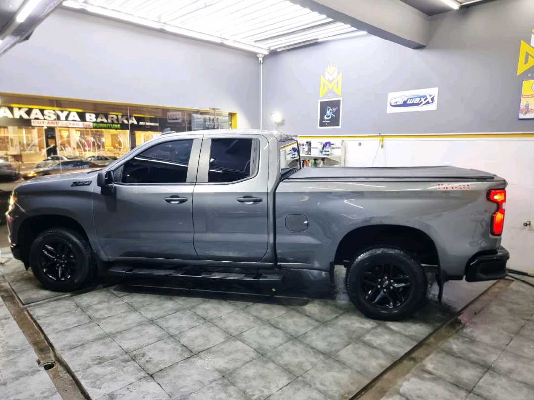 Car Image 2019 CHEVROLET SILVERADO 