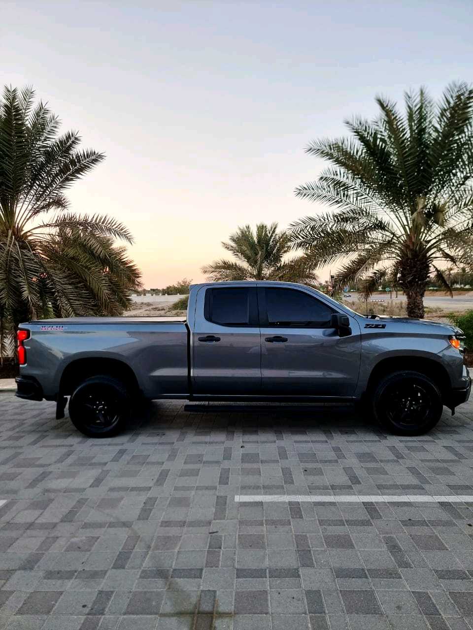 Car Image 2019 CHEVROLET SILVERADO 
