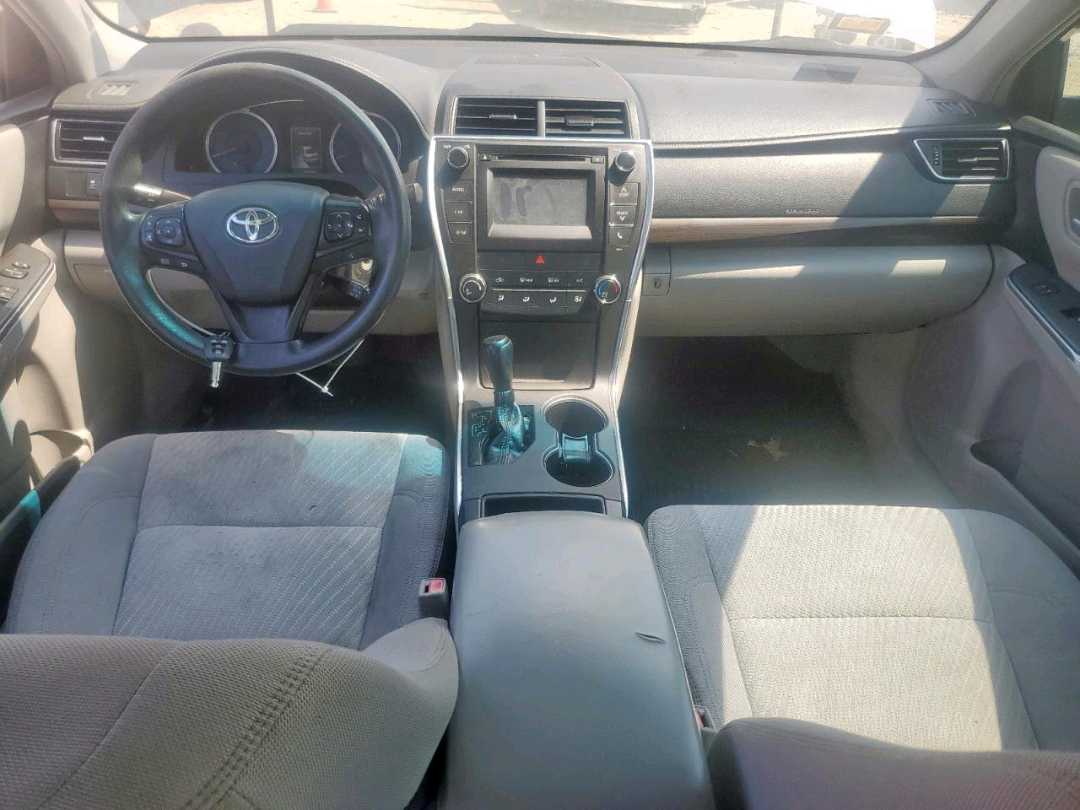 Car Image 2017 TOYOTA CAMRY