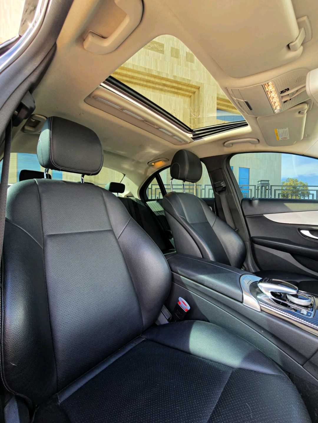 Car Image 2017 MERCEDES C Class 200