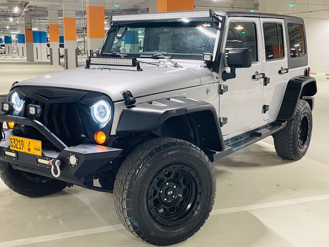 Car Image 2018 JEEP WRANGLER JK