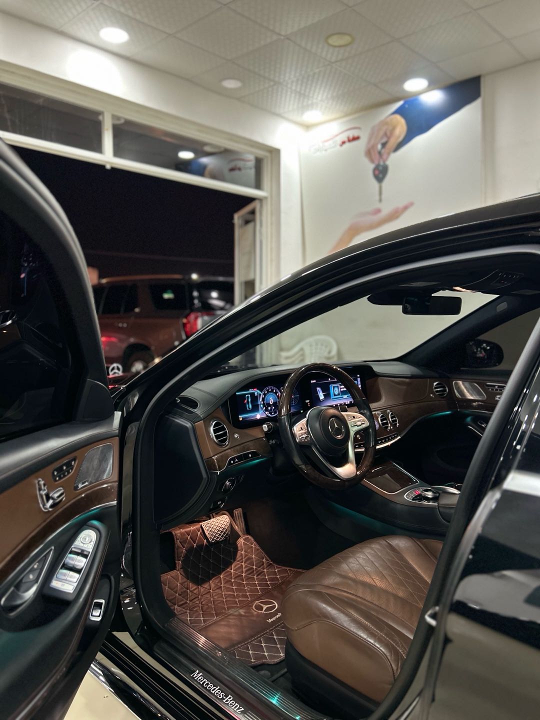 Car Image 2019 MERCEDES S Class 560