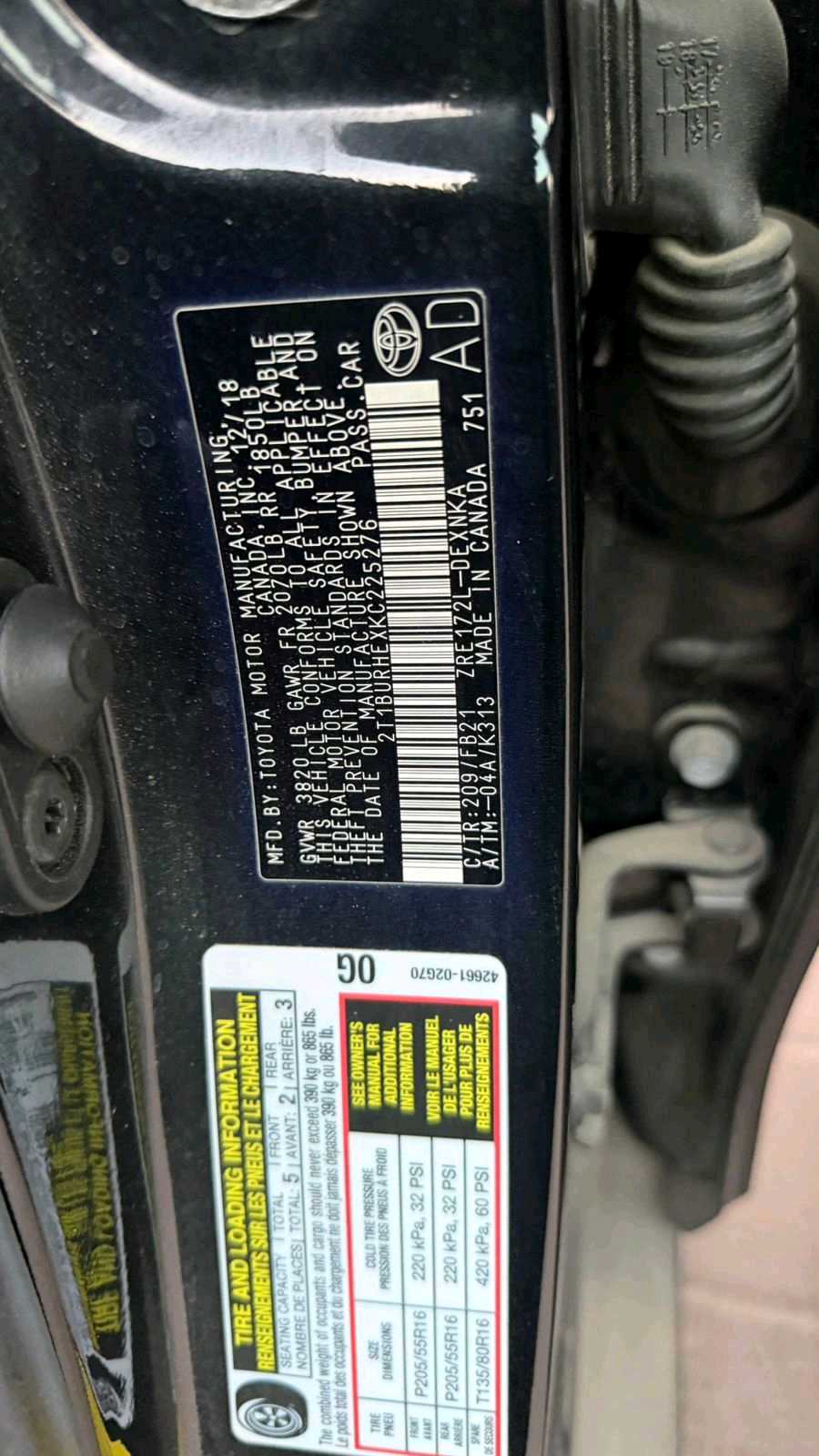 Car Image 2019 TOYOTA COROLLA LE
