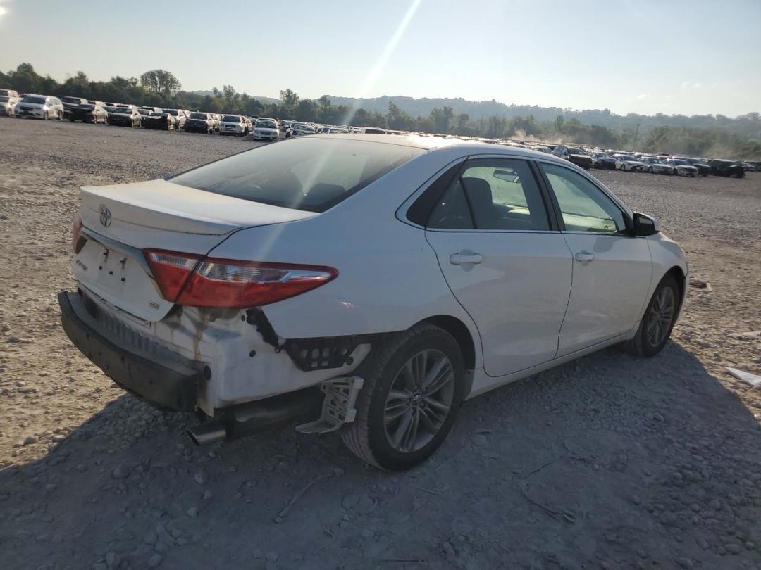 Car Image 2017 TOYOTA CAMRY