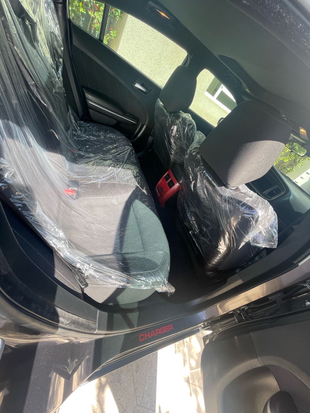Car Image 2019 DODGE CHARGER SXT