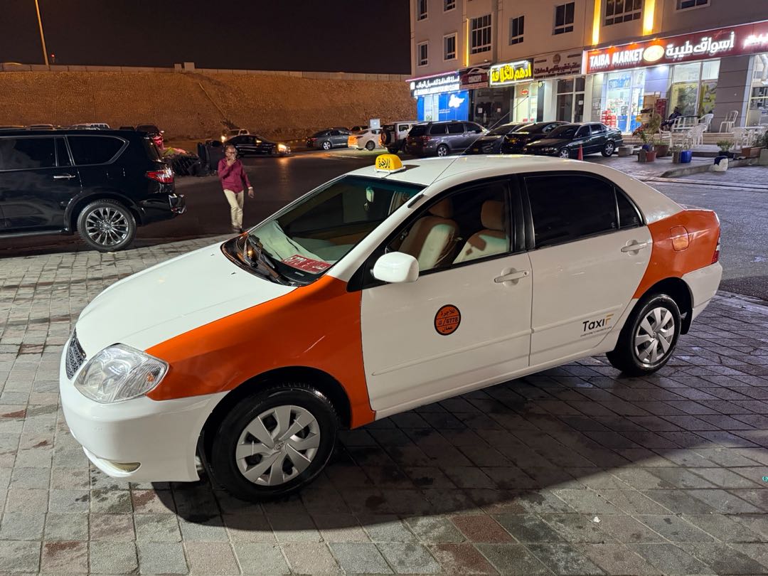 تويوتا كورولا LE 2001