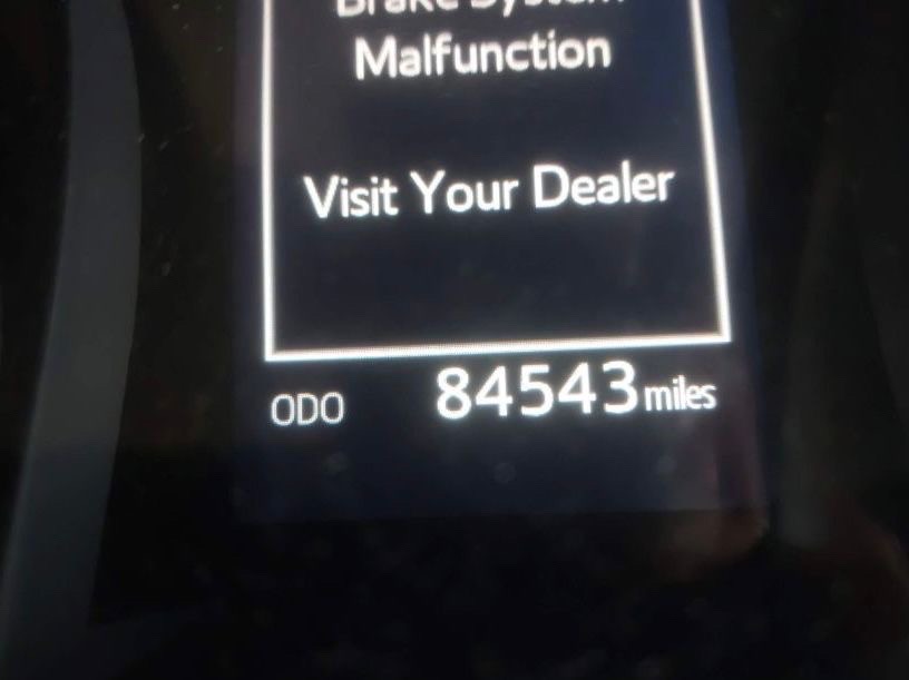 Car Image 2018 TOYOTA CAMRY