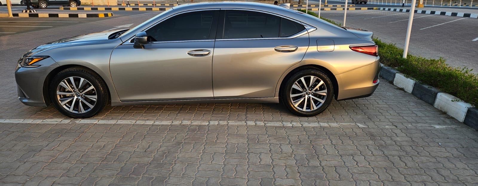 Car Image 2020 LEXUS ES 350