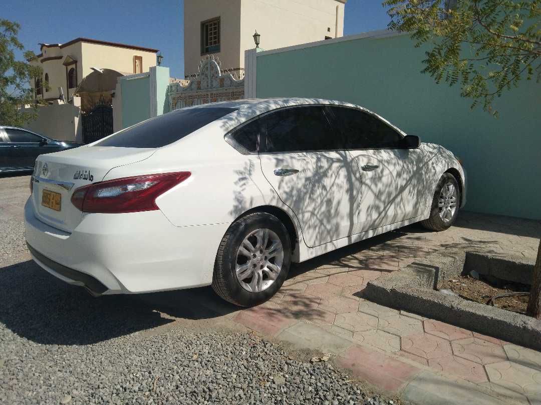 Car Image 2018 NISSAN ALTIMA S