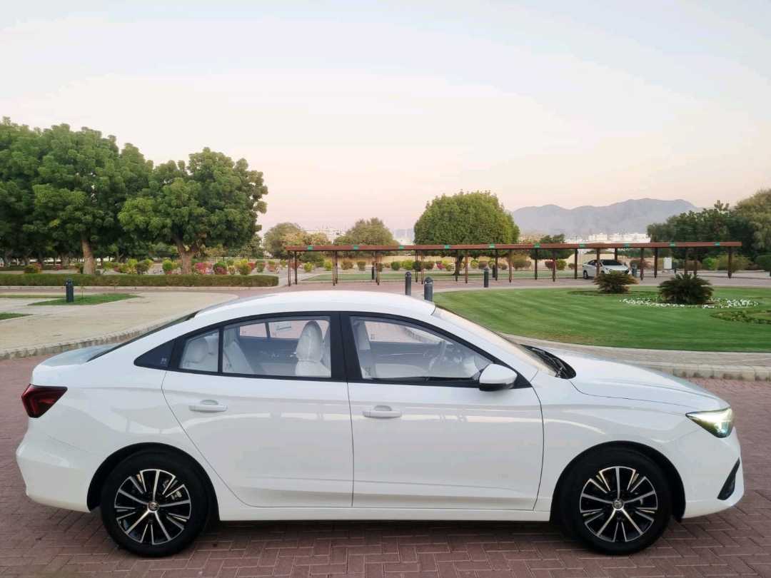 MG 5 2025