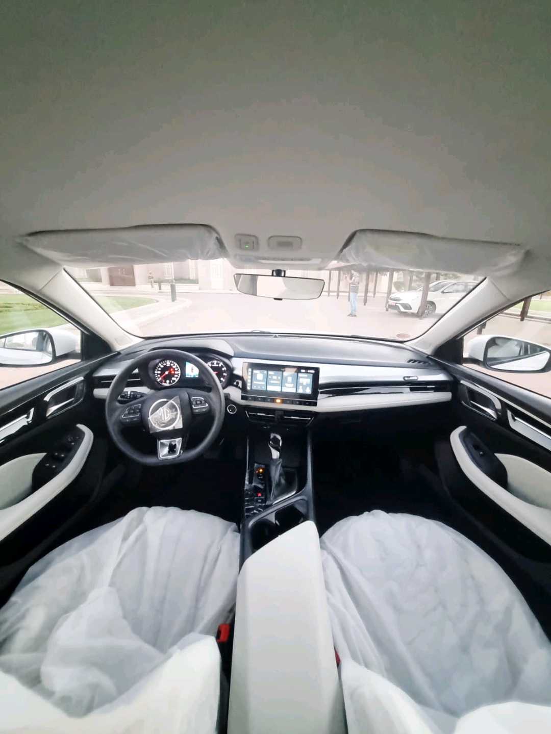 MG 5 2025