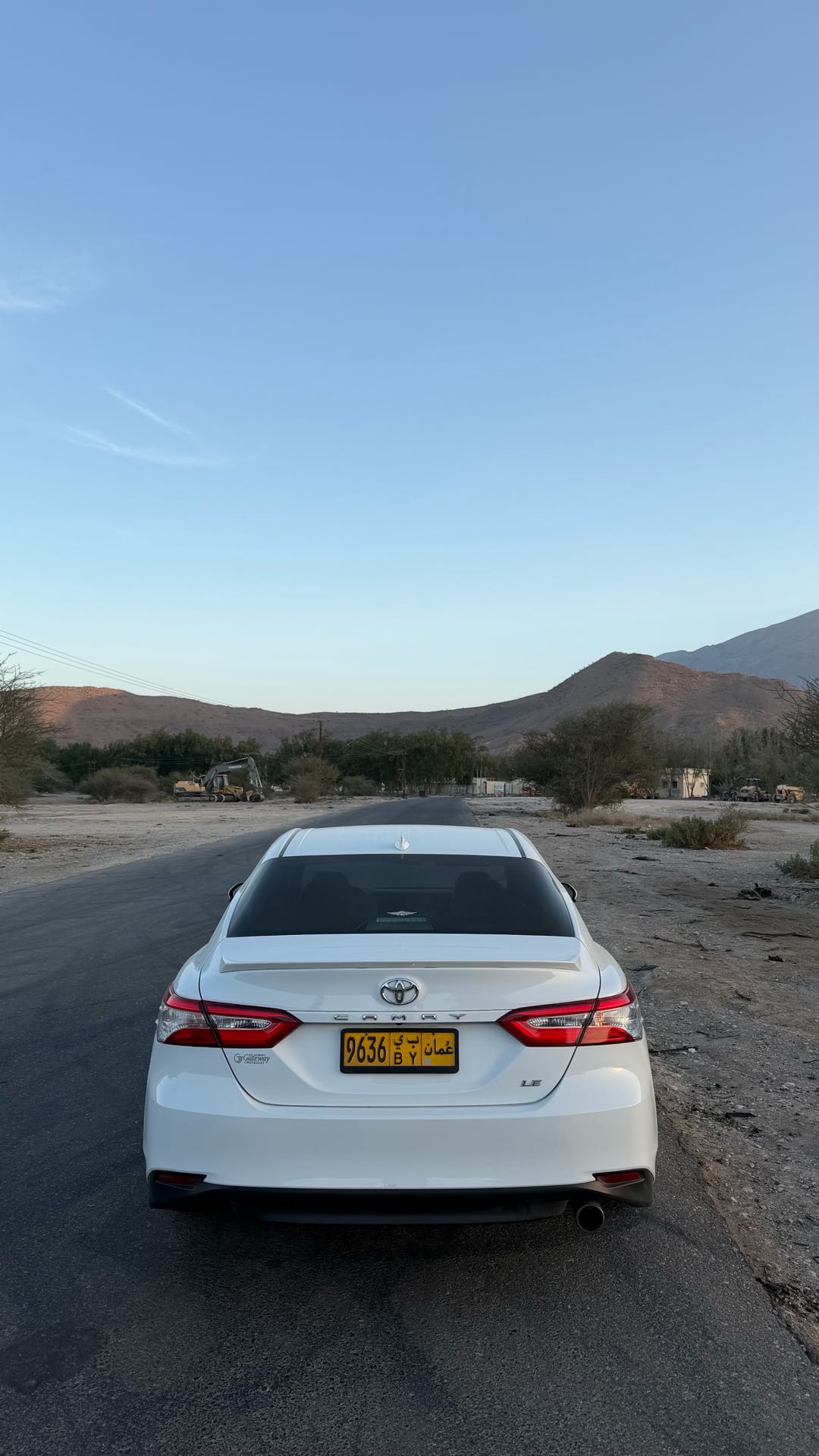 Car Image 2020 TOYOTA CAMRY LE