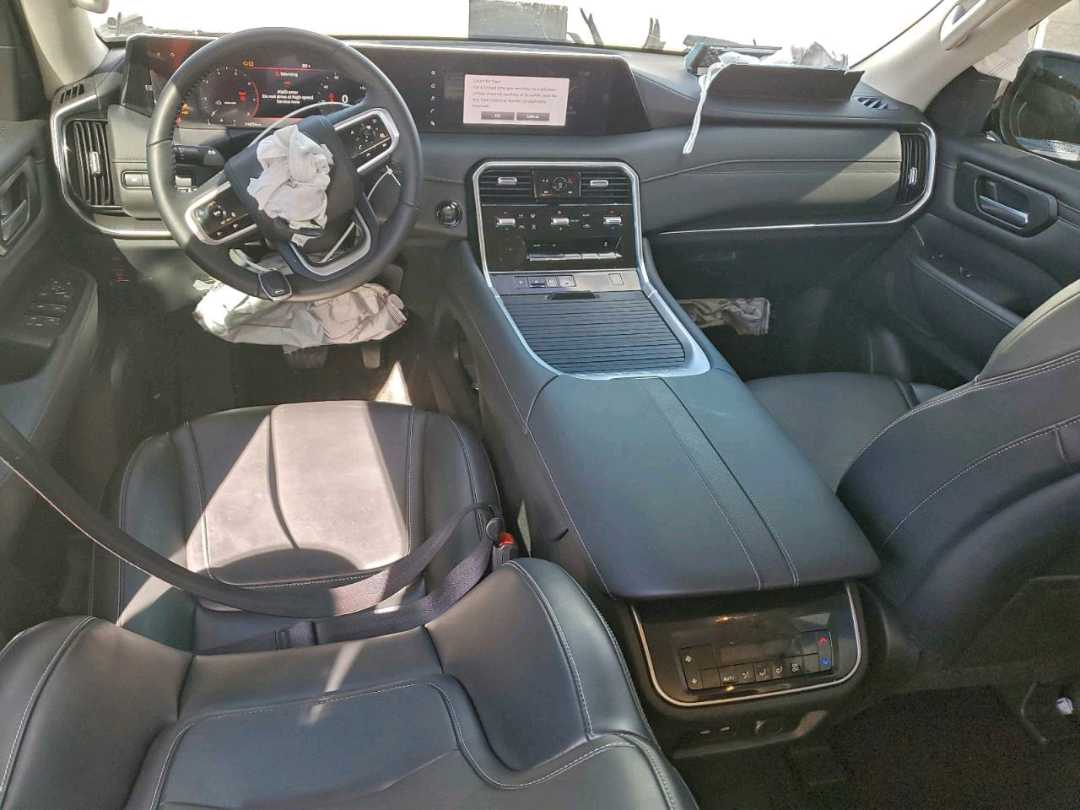 Car Image 2025 NISSAN ARMADA